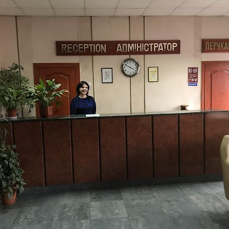 Hotel Zhovtnevyi Vinnycja Exteriér fotografie